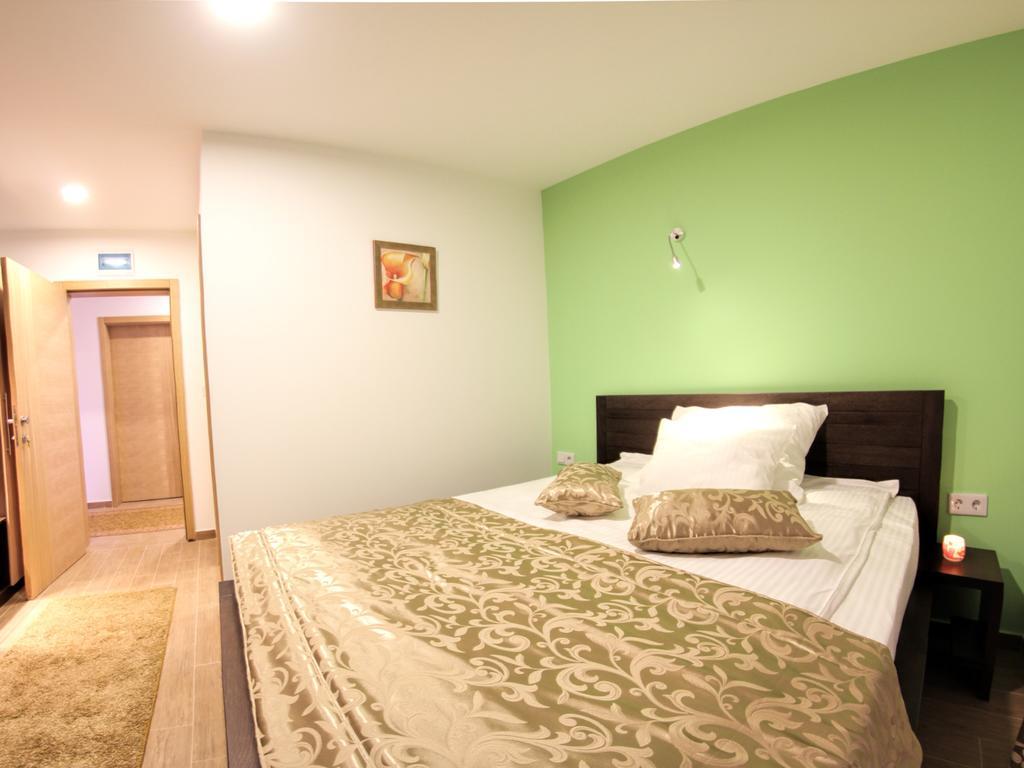 Hotel Dubai Plandiste Екстериор снимка