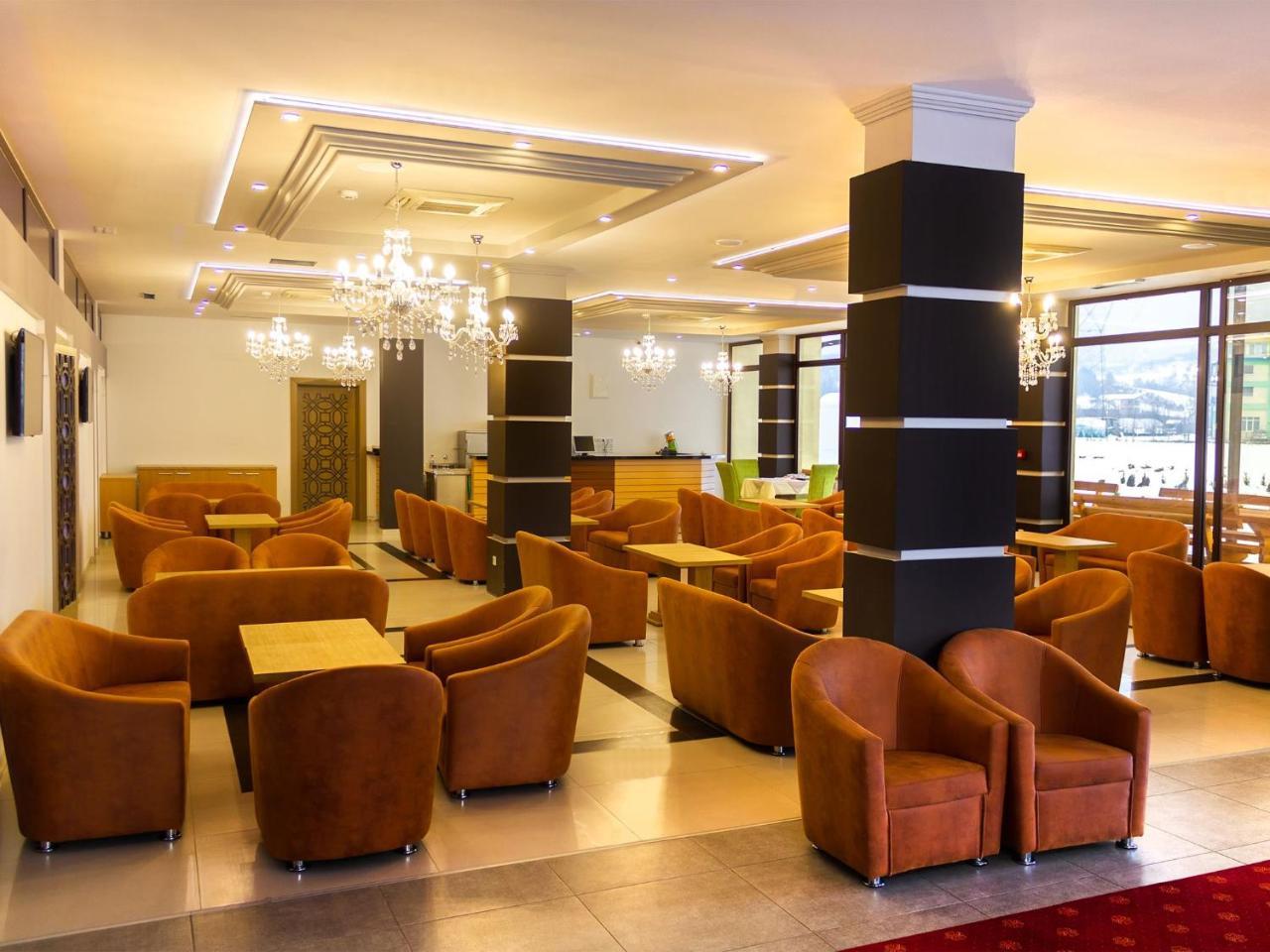 Hotel Dubai Plandiste Екстериор снимка